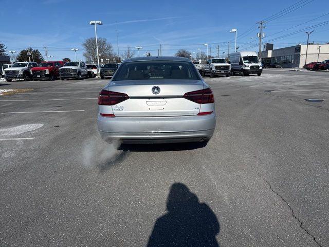 2018 Volkswagen Passat 2.0T S