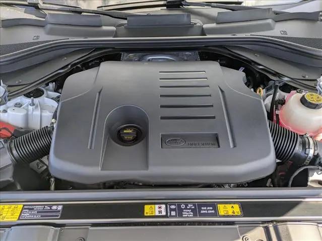 2026 Land Rover Range Rover P400 SE 7 Seat