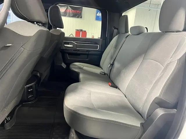 2023 Ram 2500 Big Horn Crew Cab 4x4 6'4" Box