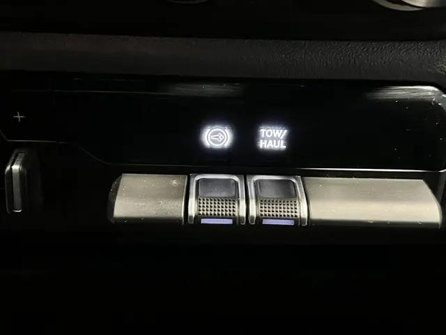 2023 Ram 2500 Big Horn Crew Cab 4x4 6'4" Box