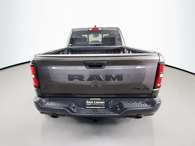 2026 Ram 1500 Warlock Crew Cab 4x4 5'7" Box