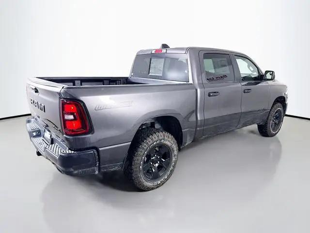 2026 Ram 1500 Warlock Crew Cab 4x4 5'7" Box