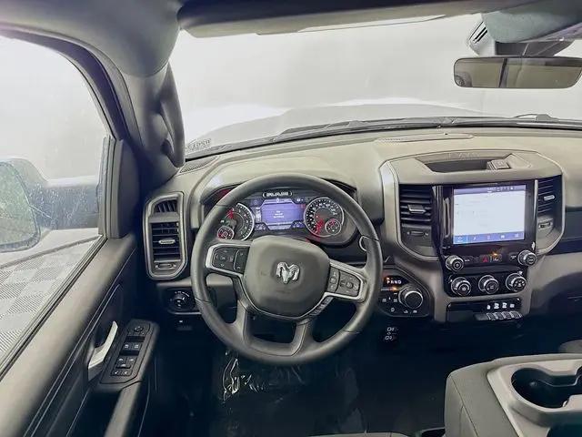 2026 Ram 1500 Warlock Crew Cab 4x4 5'7" Box