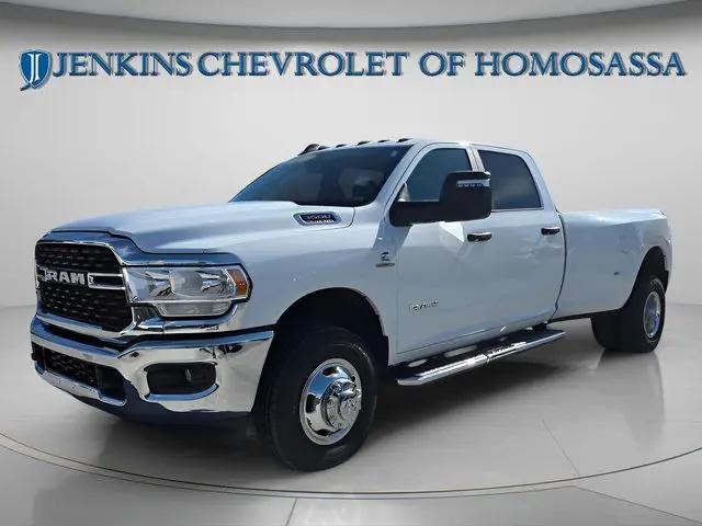 2024 Ram 3500 Big Horn Crew Cab 4x4 8' Box