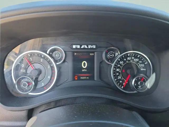 2024 Ram 3500 Big Horn Crew Cab 4x4 8' Box