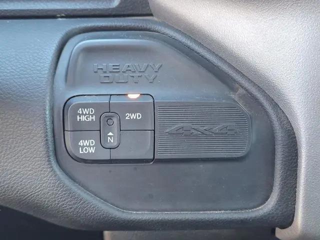 2024 Ram 3500 Big Horn Crew Cab 4x4 8' Box