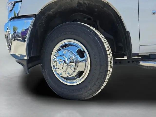 2024 Ram 3500 Big Horn Crew Cab 4x4 8' Box
