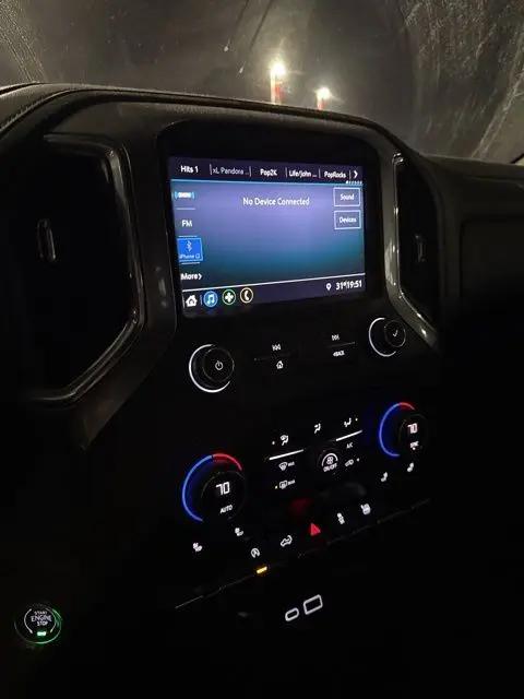 2021 Chevrolet Silverado 1500 4WD Crew Cab Short Bed LT