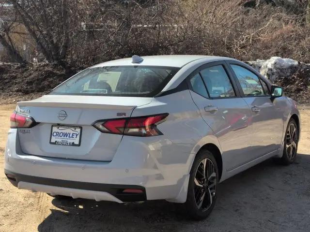 2025 Nissan Versa 1.6 SR