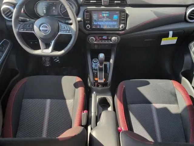 2025 Nissan Versa 1.6 SR