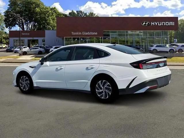 2026 Hyundai Sonata Hybrid Blue