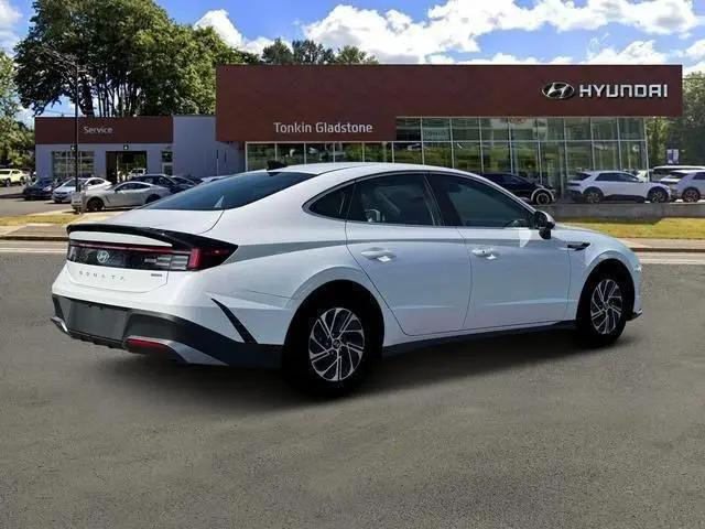 2026 Hyundai Sonata Hybrid Blue