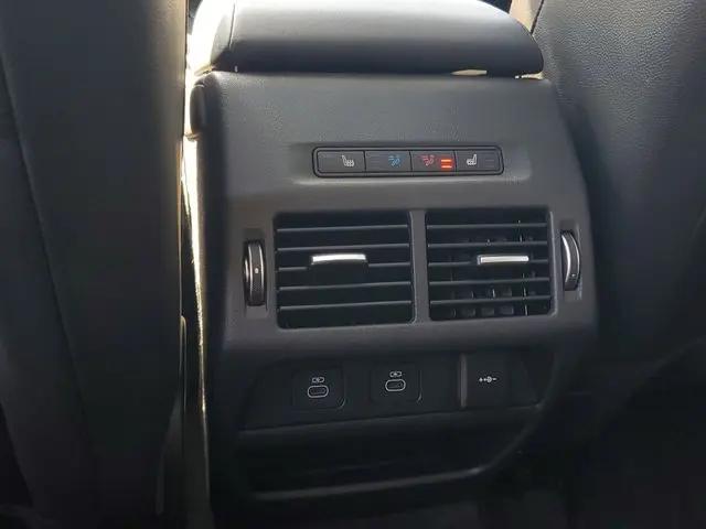 2025 Land Rover Discovery Sport S