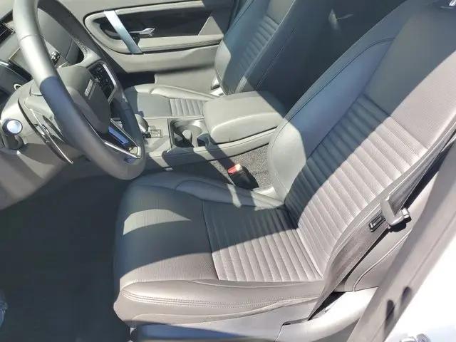 2025 Land Rover Discovery Sport S