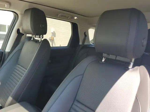 2025 Land Rover Discovery Sport S