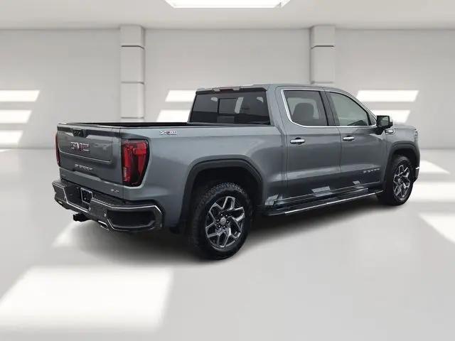 2026 GMC Sierra 1500 Crew Cab, Short Bed, SLT, 4WD