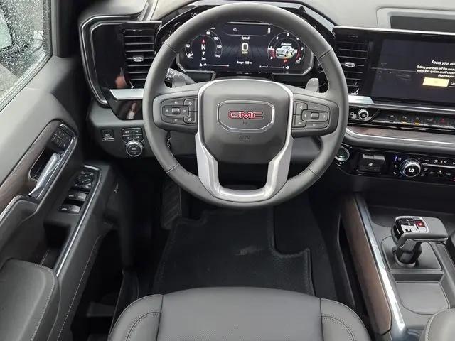 2026 GMC Sierra 1500 Crew Cab, Short Bed, SLT, 4WD