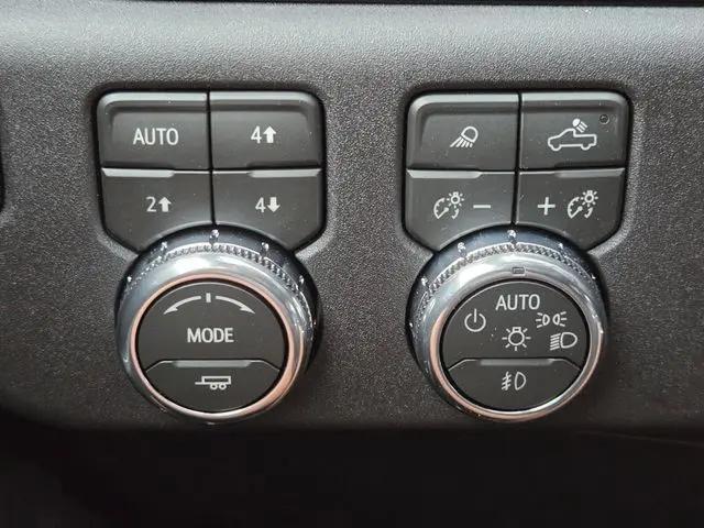 2026 GMC Sierra 1500 Crew Cab, Short Bed, SLT, 4WD