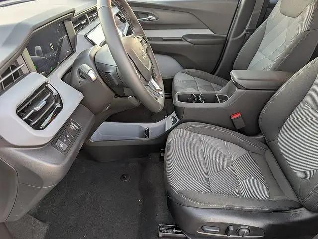 2027 Chevrolet Bolt LT FWD
