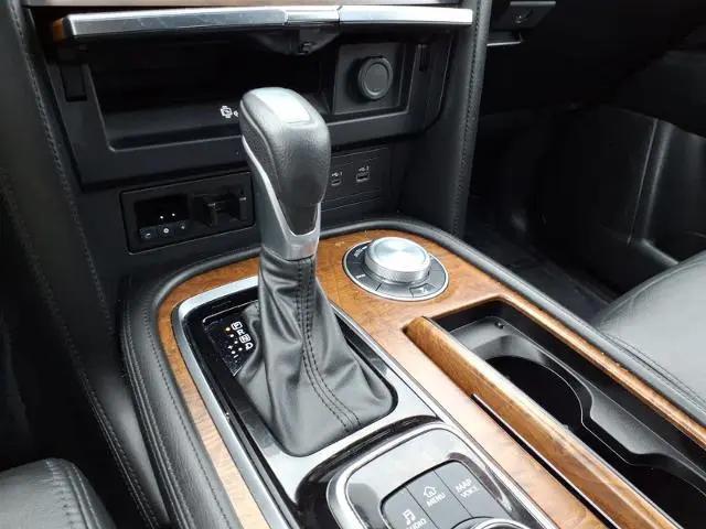 2024 Nissan Armada SL 4WD