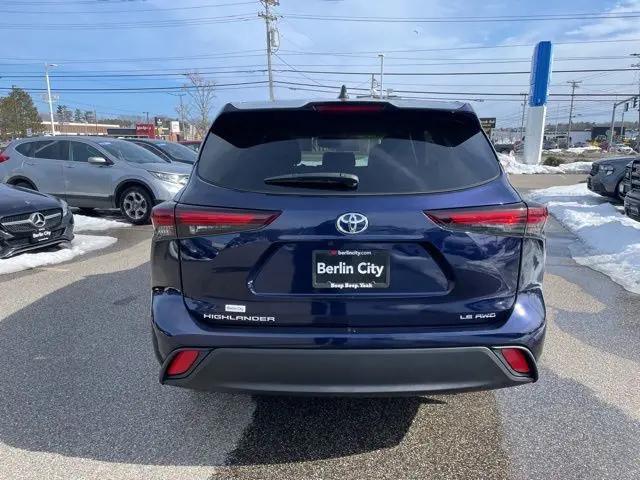 2024 Toyota Highlander LE