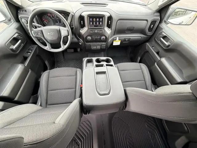 2026 Chevrolet Silverado 1500 4WD Crew Cab Short Bed Custom Trail Boss