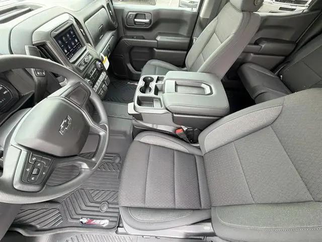 2026 Chevrolet Silverado 1500 4WD Crew Cab Short Bed Custom Trail Boss