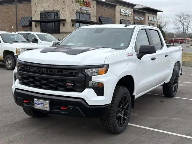 2026 Chevrolet Silverado 1500 4WD Crew Cab Short Bed Custom Trail Boss