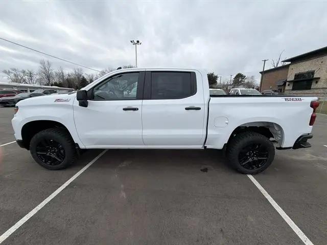 2026 Chevrolet Silverado 1500 4WD Crew Cab Short Bed Custom Trail Boss