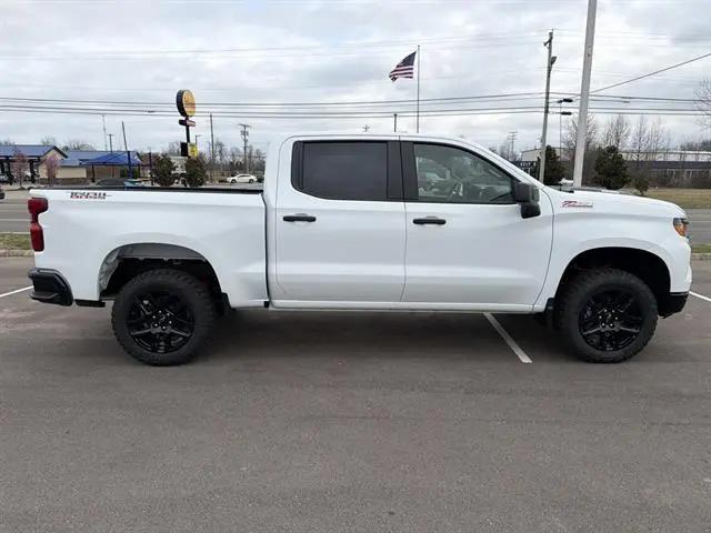 2026 Chevrolet Silverado 1500 4WD Crew Cab Short Bed Custom Trail Boss