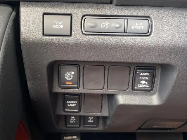 2026 Nissan Frontier Crew Cab PRO-4X 4x4