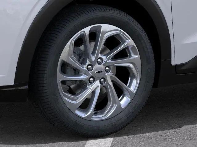 2027 Chevrolet Bolt LT FWD