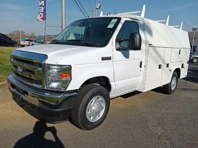 2026 Ford E-350 Cutaway E-Series Cutaway