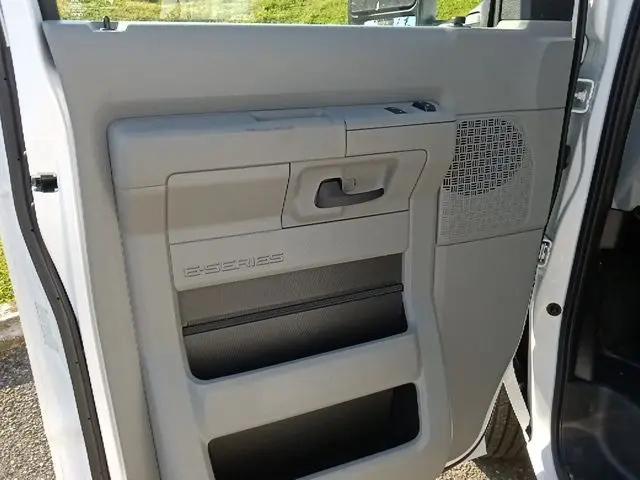 2026 Ford E-350 Cutaway E-Series Cutaway