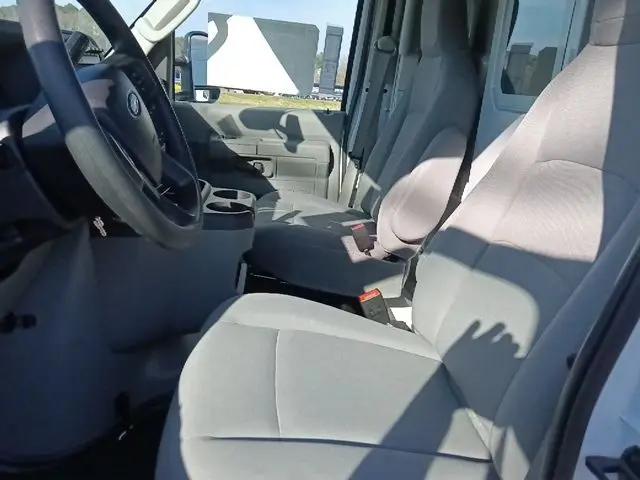2026 Ford E-350 Cutaway E-Series Cutaway
