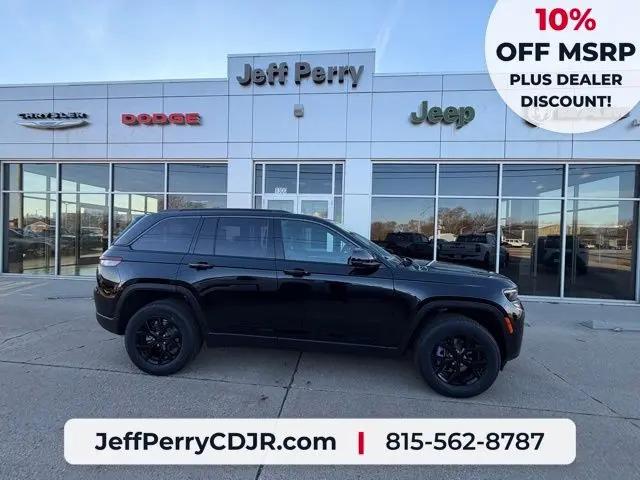 2026 Jeep Grand Cherokee Altitude 4x4 for sale in Rochelle, IL