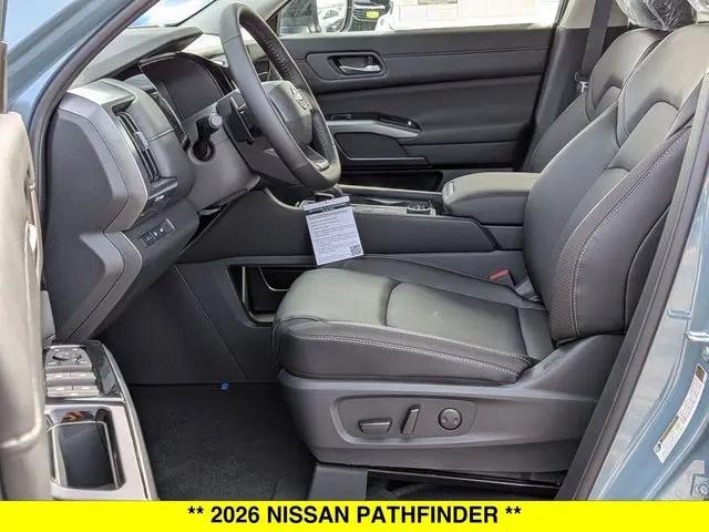 2026 Nissan Pathfinder SL