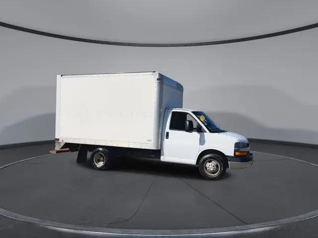 2019 Chevrolet Express Cutaway 4500 3500