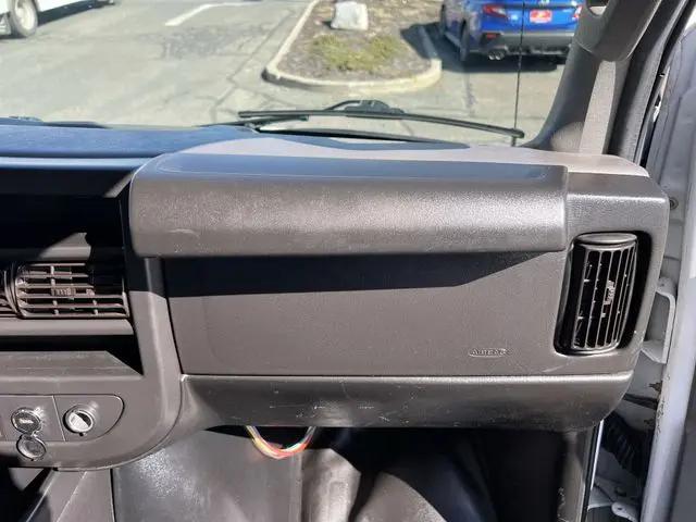 2019 Chevrolet Express Cutaway 4500 3500