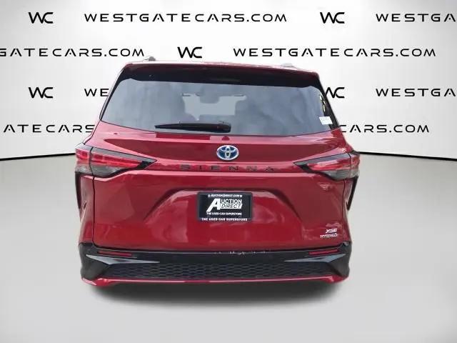 2023 Toyota Sienna XSE