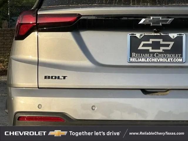 2027 Chevrolet Bolt LT FWD