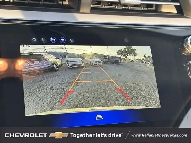 2027 Chevrolet Bolt LT FWD