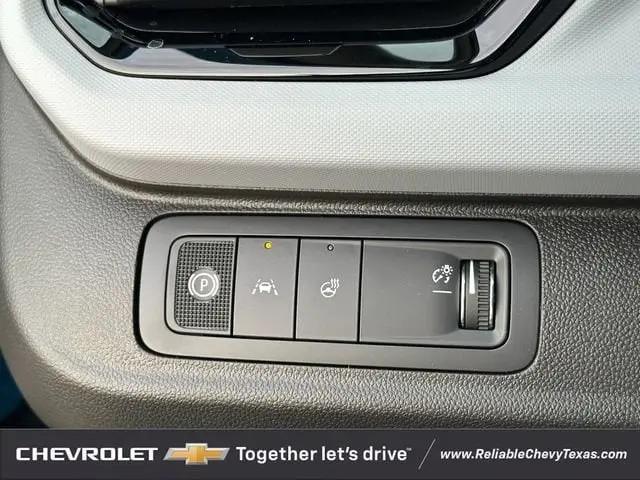 2027 Chevrolet Bolt LT FWD