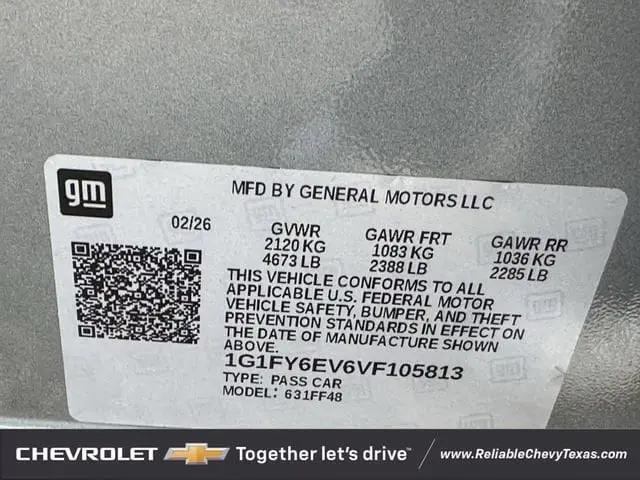 2027 Chevrolet Bolt LT FWD