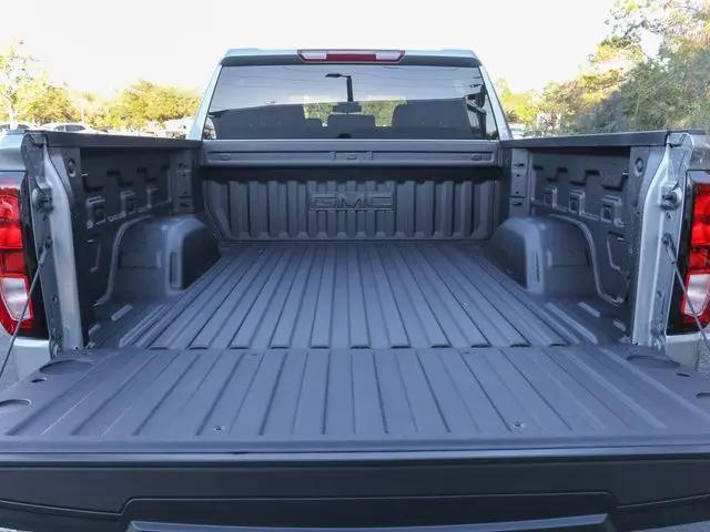 2026 GMC Sierra 1500 Crew Cab, Short Bed, SLE, RWD