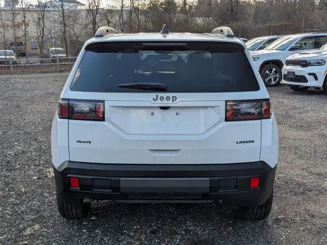 2026 Jeep Cherokee Laredo 4x4