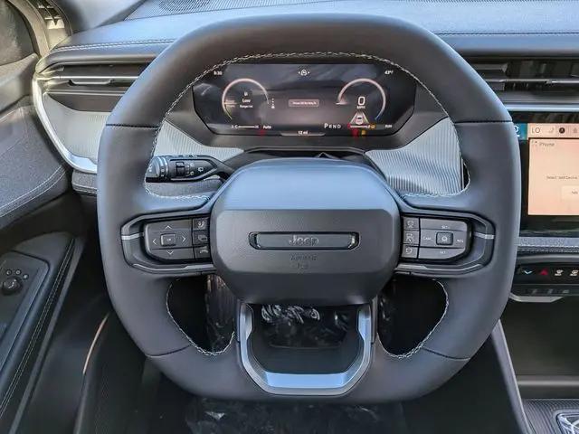 2026 Jeep Cherokee Laredo 4x4