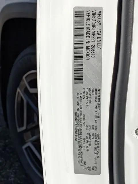 2026 Jeep Cherokee Laredo 4x4