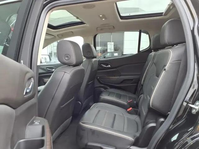 2023 GMC Acadia AWD Denali