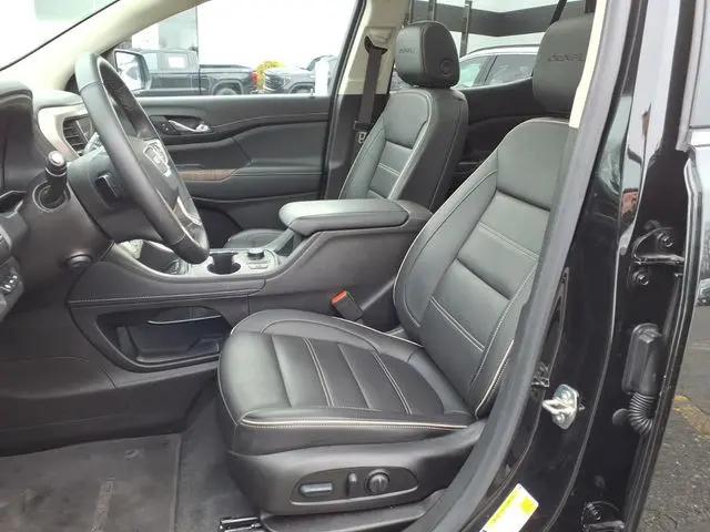 2023 GMC Acadia AWD Denali